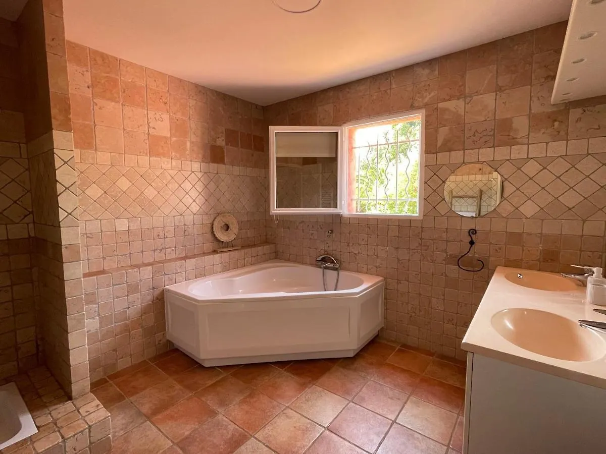 Fantastic Pool Villa 900M To The Beach; With Extravagant Big Garden Sainte-Maxime 0*,  France