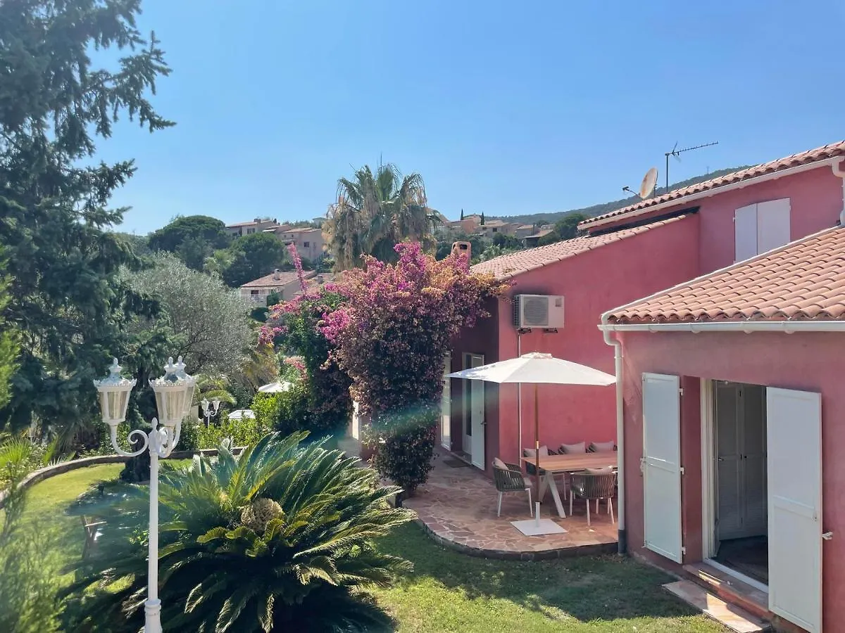 Fantastic Pool Villa 900M To The Beach; With Extravagant Big Garden Sainte-Maxime France